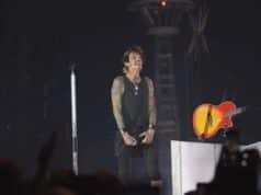 tommy-lee-live